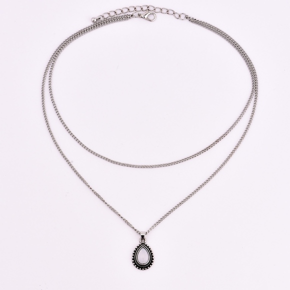 2 Layer Antique Style White Stone Necklace - Picture 3 of 5